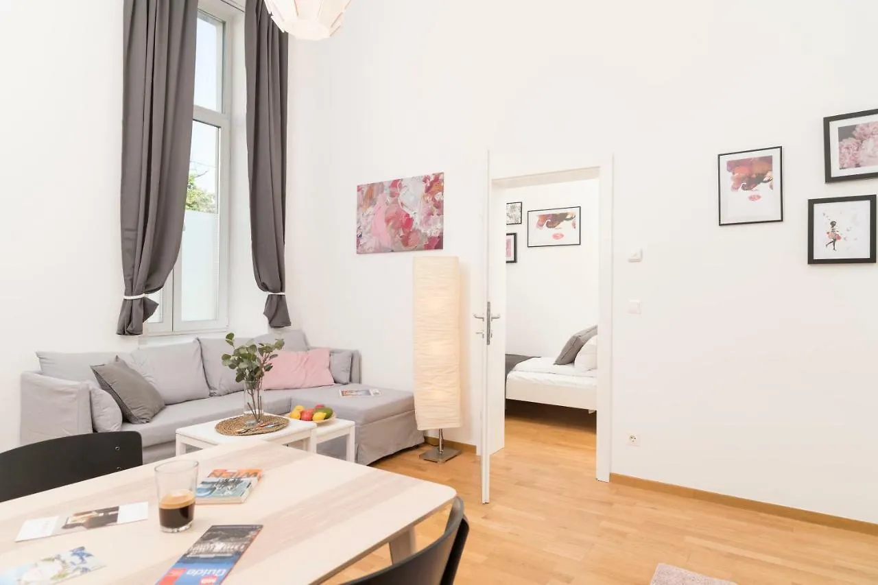 St. Marx Junior Suites By Welcome2Vídeň 0*,